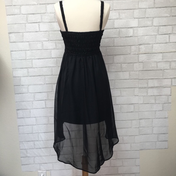 Velvet and Lace Flowy High-Low Dress - Picture 3 of 5